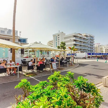 Front Of A Aircon Americas Costa Adeje 플라야데라스아메리카스