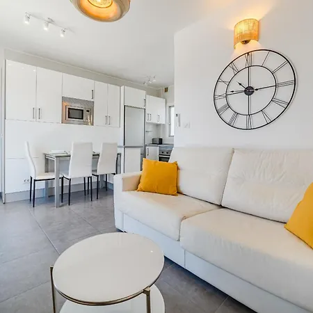 Apartment Front Of A Aircon Americas Costa Adeje